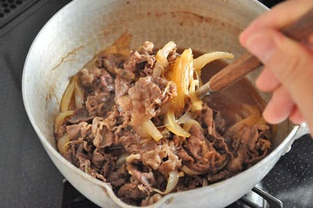 소고기덮밥 완성 플레이팅