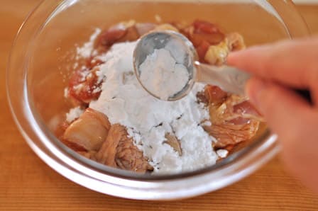 닭튀김 양념 재우기