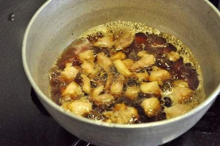 닭고기 달걀덮밥 - 육수 끓이기